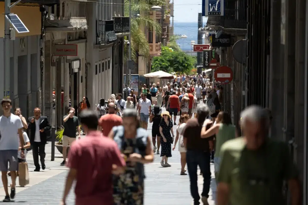 Auf den Kanarischen Inseln verdient man im Durchschnitt 31,9 % weniger als in Europa.